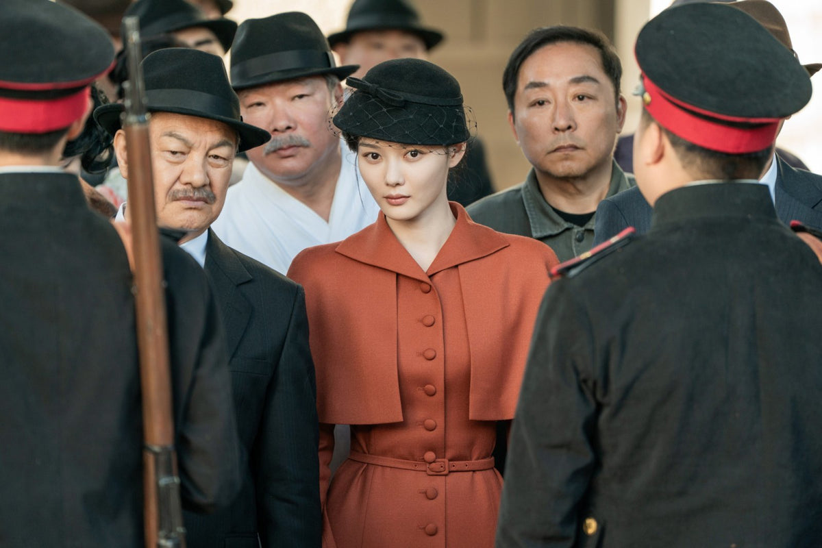 Is 100 Days of Deception the New Mr. Sunshine? Key Similarities and Differences
