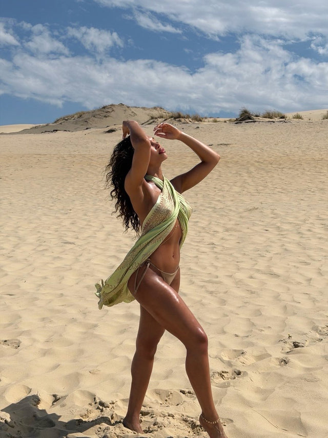 “Still Summering” Topless Beach Trend 2026: Lori Harvey and Brooks Nader Set the Tone