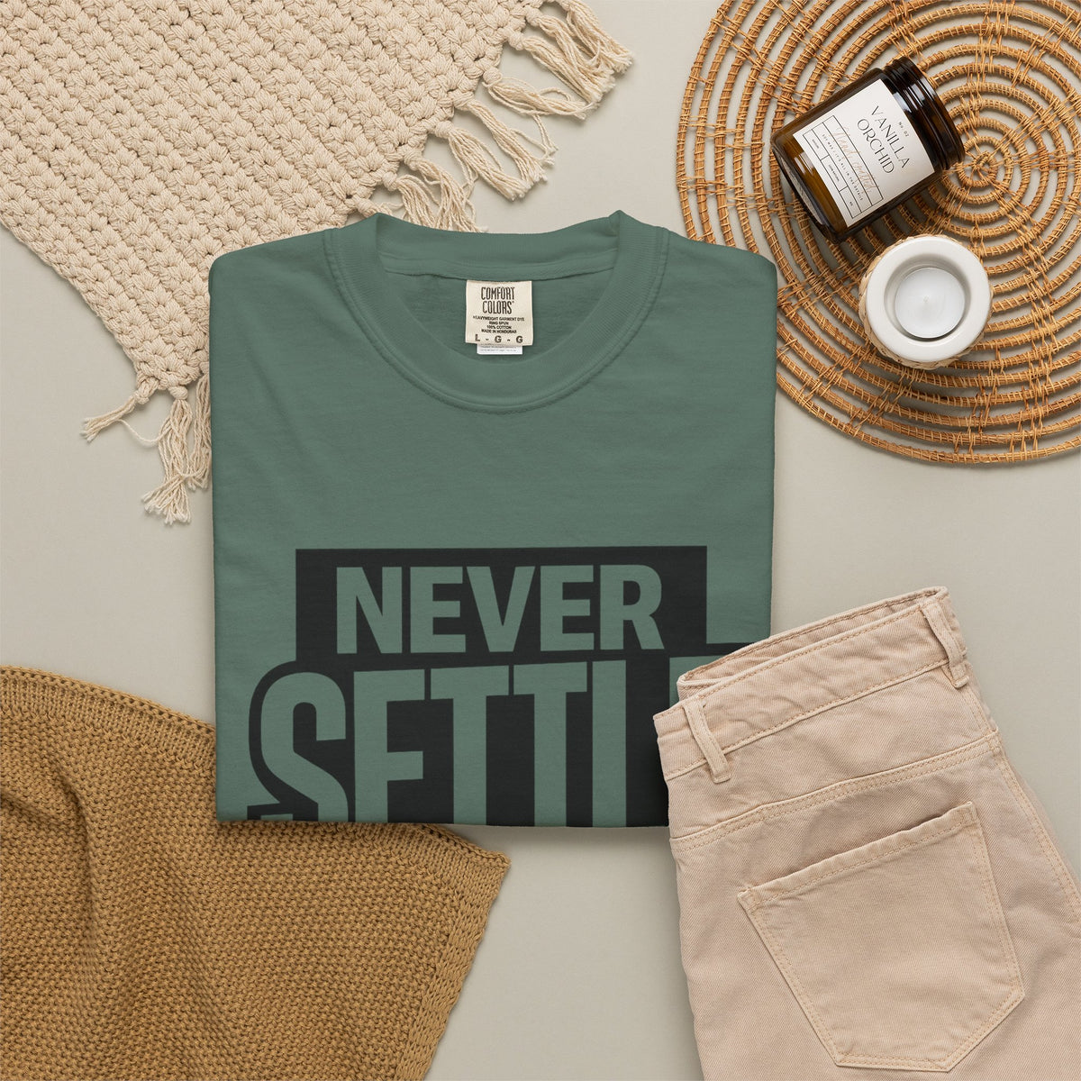 Never Settle T-Shirt — Bold Motivational Graphic Tee
