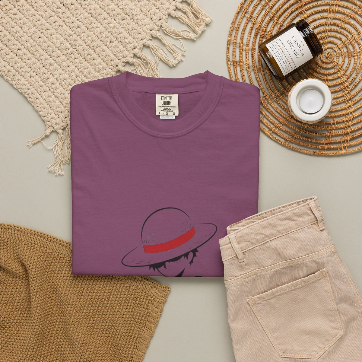 Minimal Straw Hat Silhouette T-Shirt