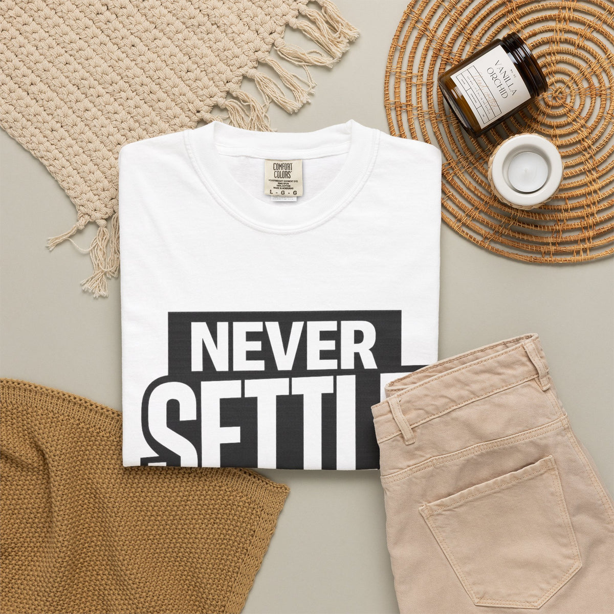 Never Settle T-Shirt — Bold Motivational Graphic Tee