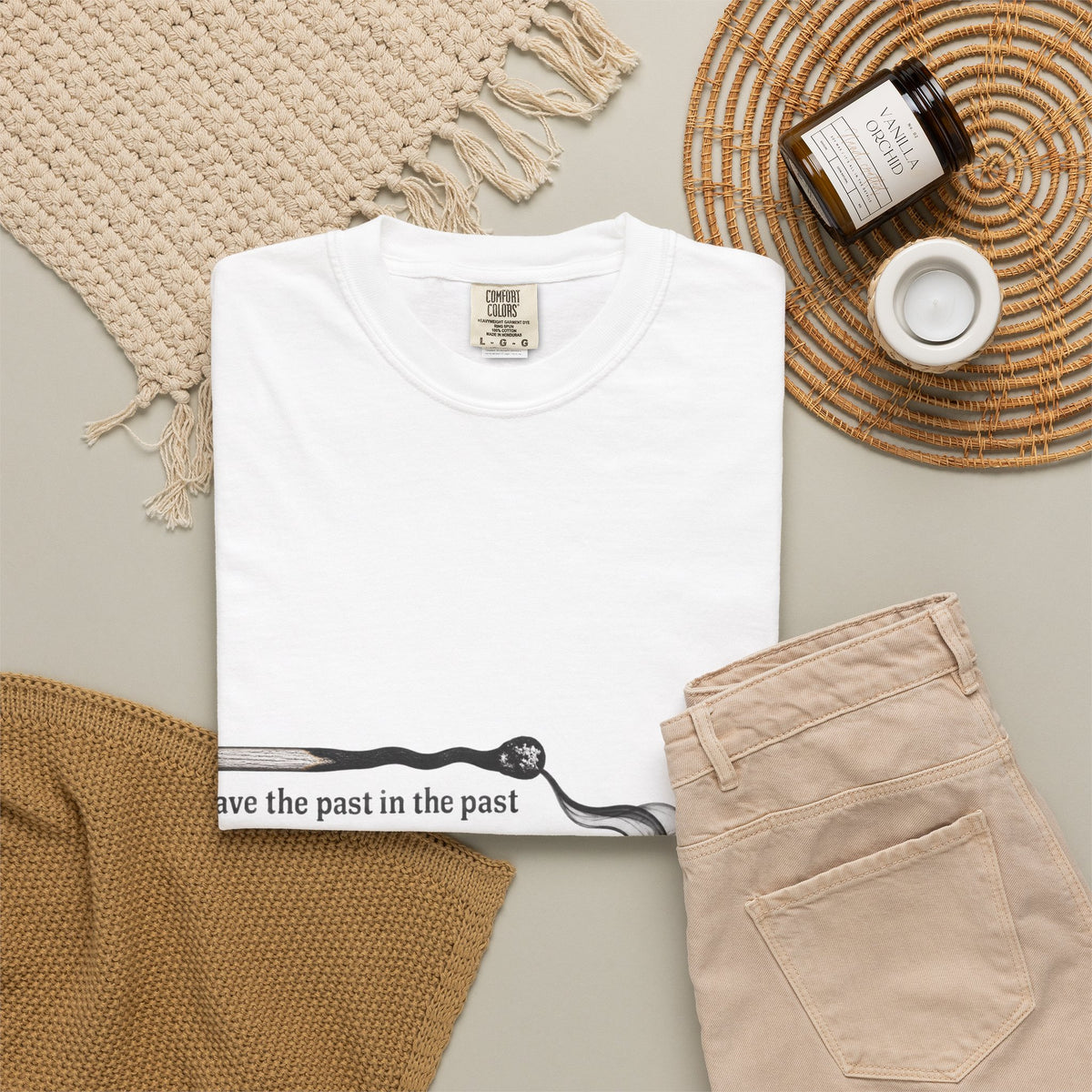 T-Shirt — Minimal Smoking Pipe Graphic “Leave the Past in the Past”
