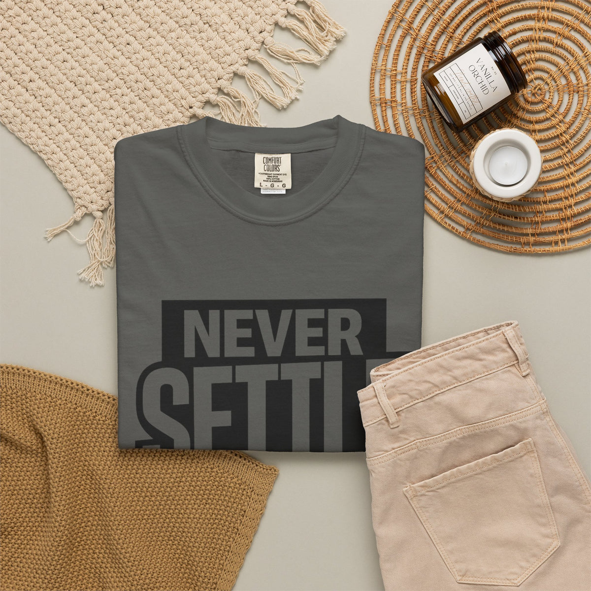 Never Settle T-Shirt — Bold Motivational Graphic Tee
