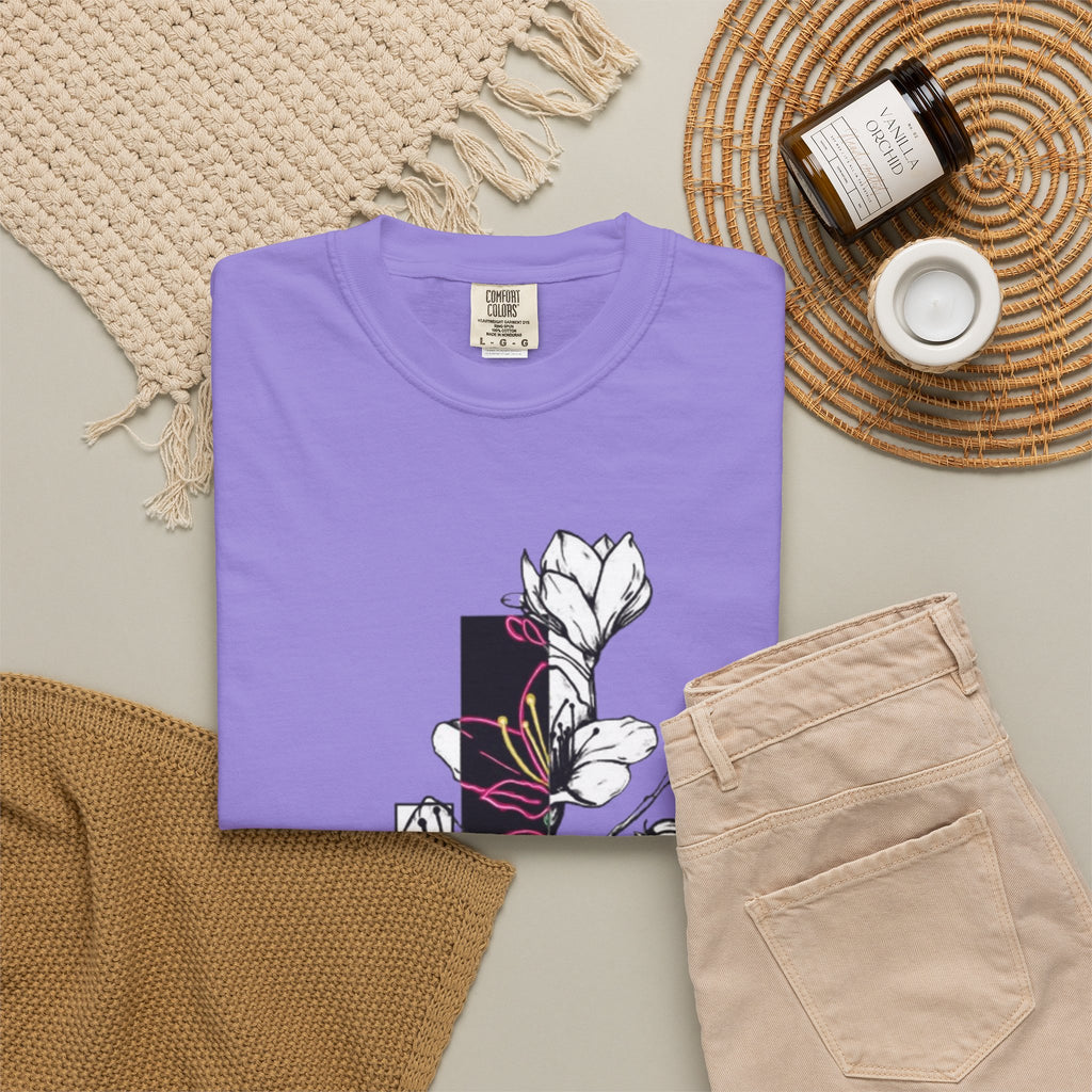 Floral Minimalist T-Shirt — Black Bar Magnolia Graphic