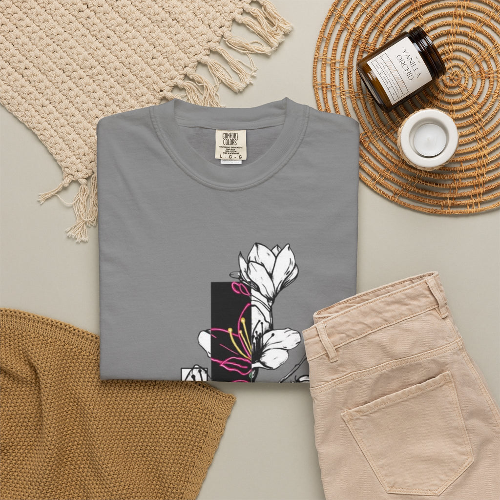 Floral Minimalist T-Shirt — Black Bar Magnolia Graphic