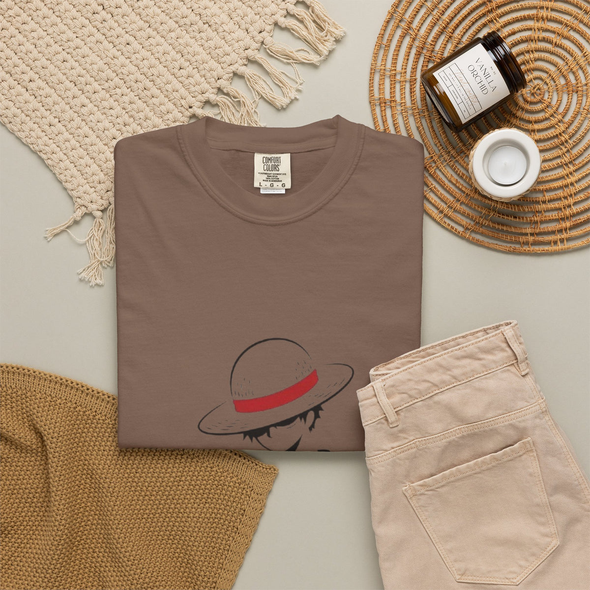 Minimal Straw Hat Silhouette T-Shirt